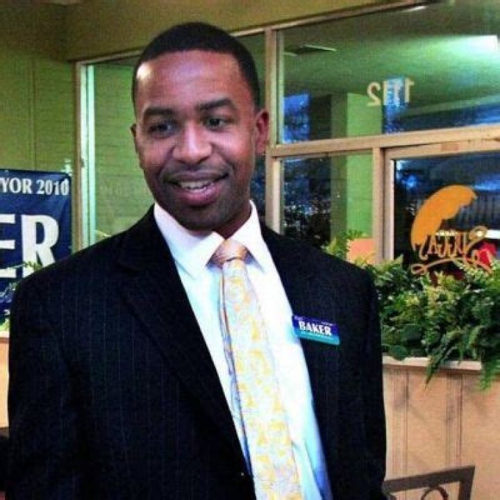 Zeph Baker Wife | How Did He End Up With Divorce | Charges And Arrest Detail
